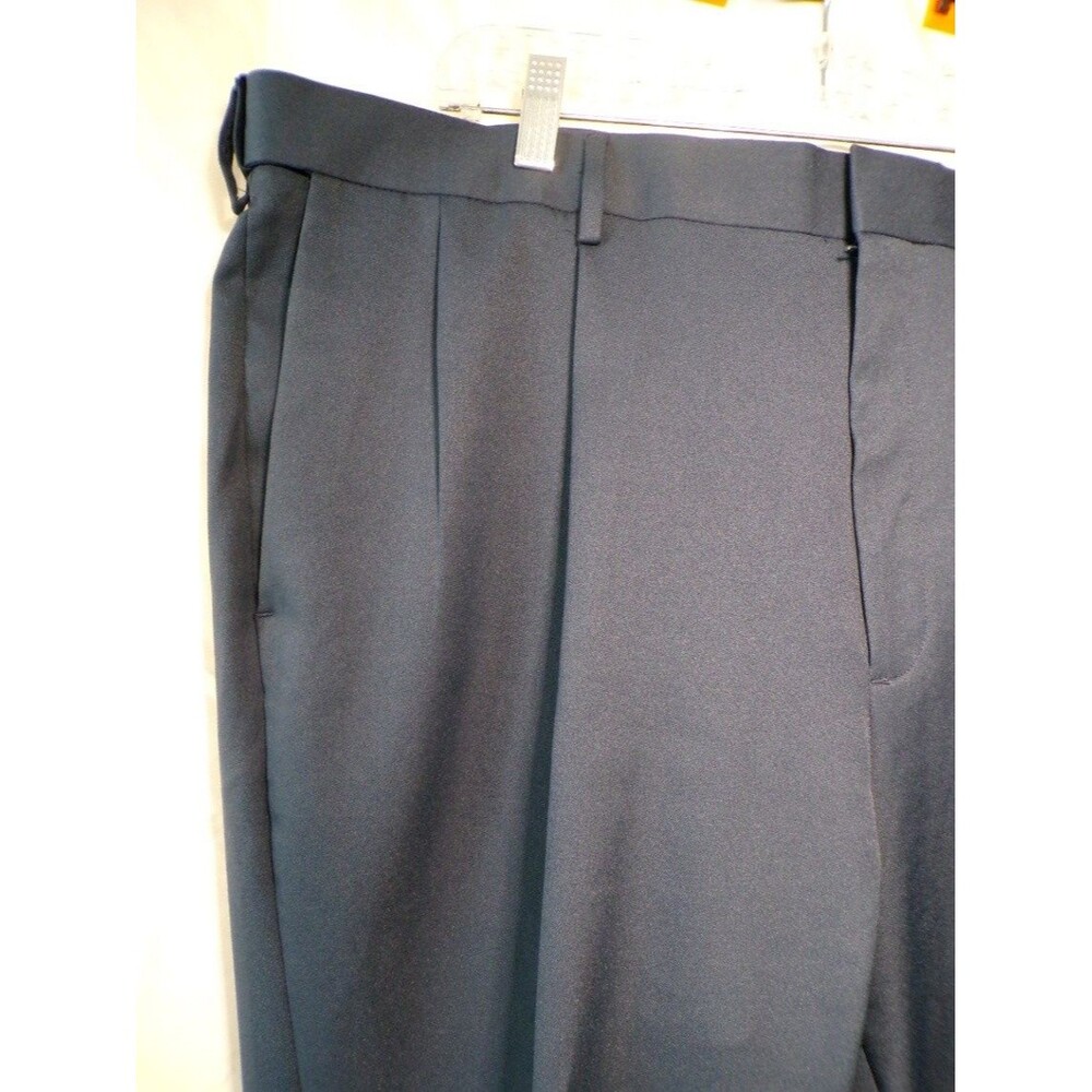 SaddleBred Men's Performance Dress Pants Navy Pleated 42W 30L Polyester - Picture 2 of 6